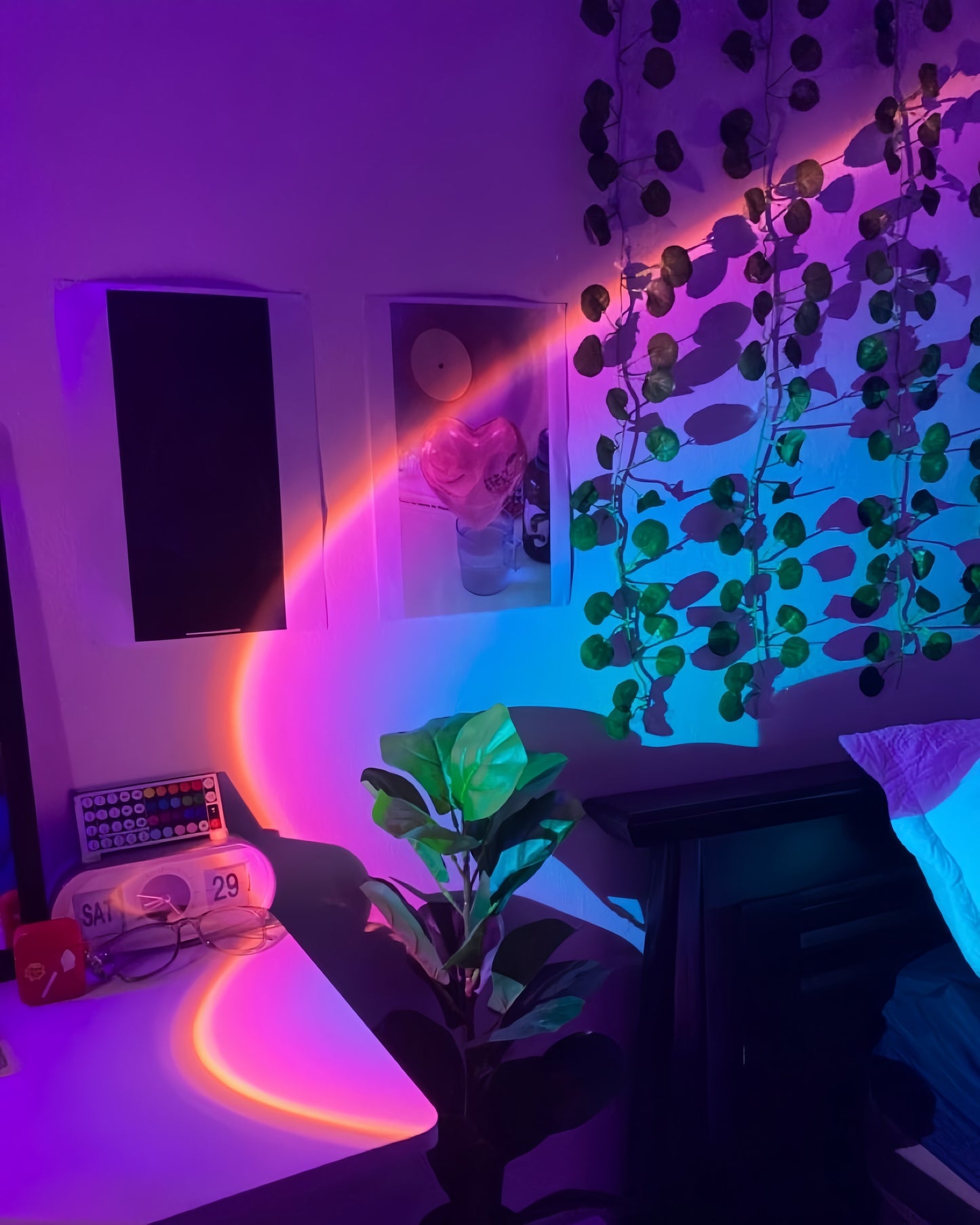 SereniQ Sunset Lamp